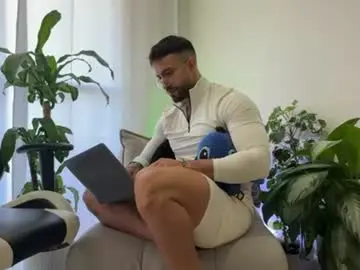 Chaturbate Live Sex Cam of jeremy_harden