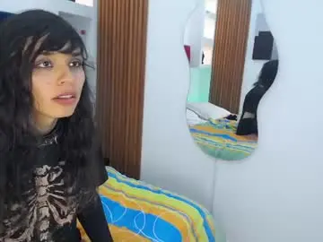 Chaturbate Best live sex cam show of lucy_montealegre