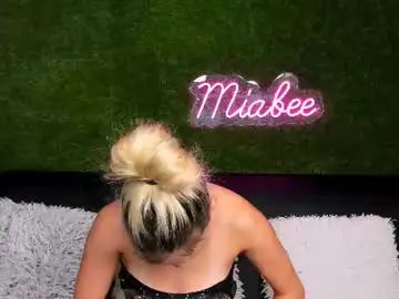 Chaturbate Sex Cam of miabeex