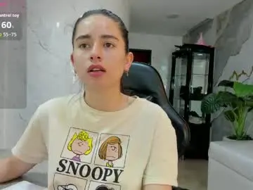 Chaturbate Watch Live Sex Cams of qetsyah_tf