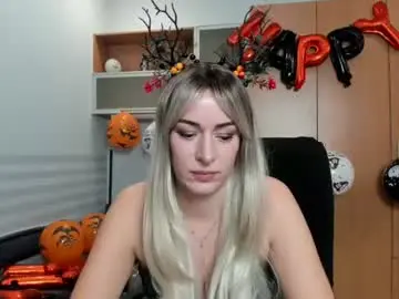 Chaturbate Sex Cam of yullisweetyy