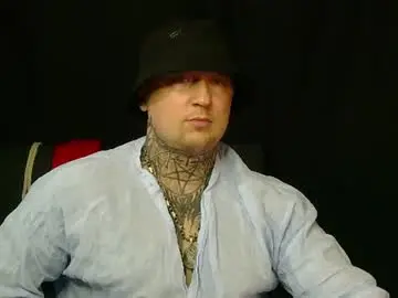 Chaturbate Adult Video Chat of devilwithtats