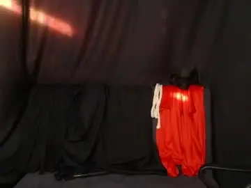 Chaturbate Best live sex cam show of devilwithtats