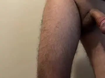 Chaturbate Live Sex Cam of hiddenwhisper