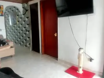 Chaturbate Free Porn Cam of jhonnyxxfitnexx