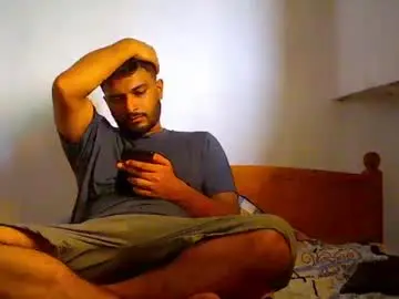 Chaturbate Sex Cam of spicybuoy