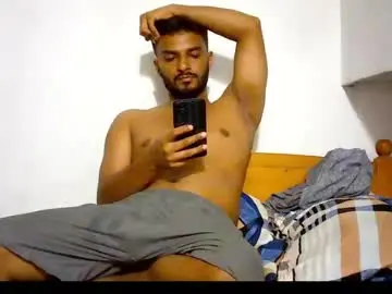 Chaturbate Nude Webcam of spicybuoy