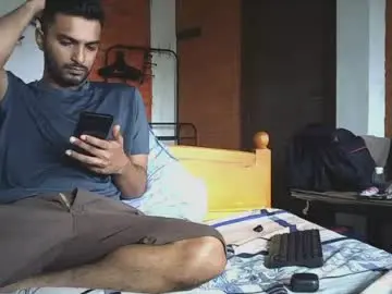 Chaturbate Live Porn of spicybuoy