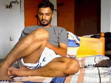 Chaturbate Free Live Porn of spicybuoy