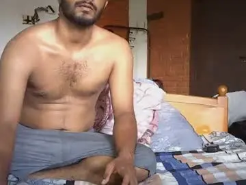 Chaturbate Live Porn of spicybuoy