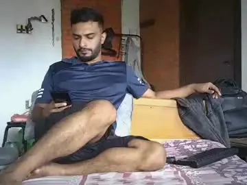 Chaturbate Live Sex Cam of spicybuoy