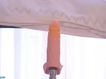 Chaturbate Free Live Porn of emilyfinne