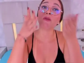 Chaturbate Best live sex cam show of milasaenz1