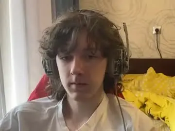 Chaturbate Live Sex Cam of alek_trika