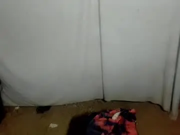 Chaturbate Live Sex Cam of im_ur_hot_ella