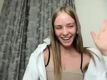 Chaturbate Live Sex Cam of leona_grand