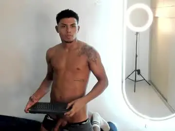 Chaturbate Free Live Porn of mike_prd29