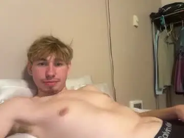 Chaturbate Nude Webcam of tyler_fox0