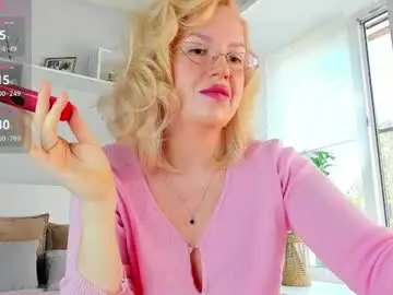 Chaturbate Free Porn Cam of crowned_goddess