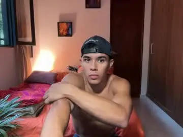 Chaturbate Free Live Porn of joulianogreco1