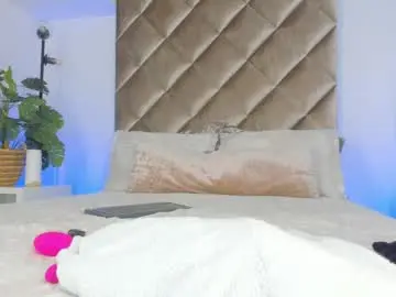 Chaturbate Adult Video Chat of malaia_hills