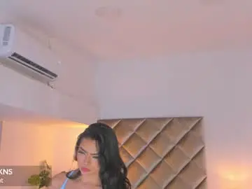 Chaturbate Nude Webcam of malaia_hills