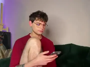 Chaturbate Live Sex Cam of oliverlawrence