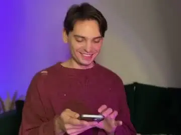 Chaturbate Live Sex Cam of oliverlawrence
