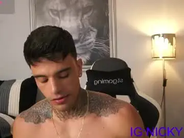 Chaturbate Free Live Porn of alan_morrys