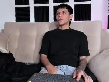 Chaturbate Private Sex Chat of austin_falcon