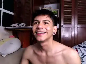 Chaturbate Free Live Porn of austin_falcon