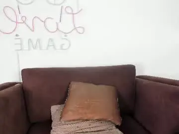 Chaturbate Watch Live Sex Cams of cristal_antonella