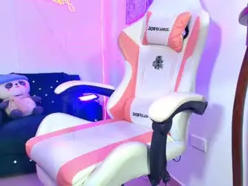 Chaturbate Watch Live Sex Cams of cristal_antonella