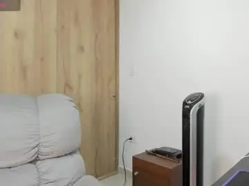 Chaturbate Nude Webcam of xspecialroomx