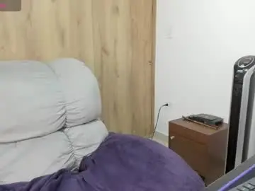 Chaturbate Watch Live Sex Cams of xspecialroomx