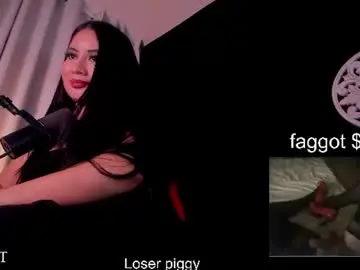 Chaturbate Nude Webcam of xxx_madamme