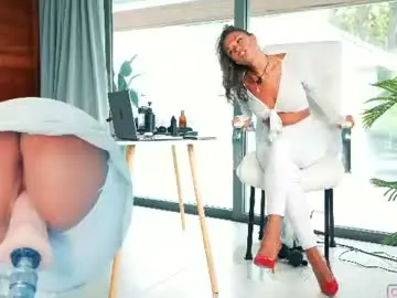 Chaturbate Live Sex Cam of _artporno_