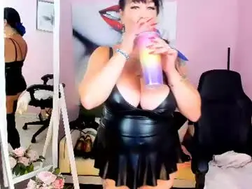 Chaturbate Adult Video Chat of charloteflorence
