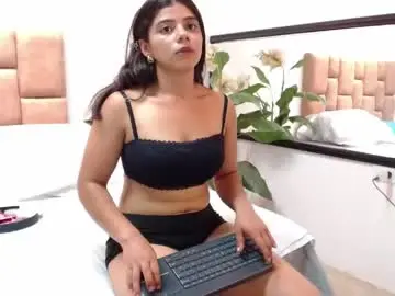 Chaturbate Live Sex Cam of julieehabubu