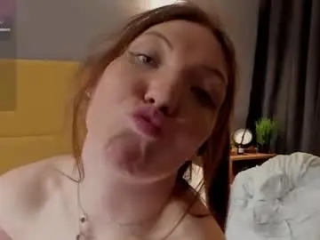 Chaturbate Free Porn Cam of miymiy1