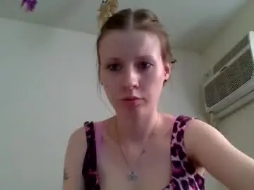 Chaturbate Watch Live Sex Cams of sarahbear642