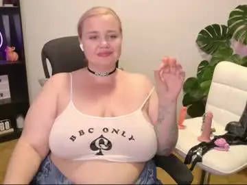 Chaturbate Live Sex Cam of showmebbw