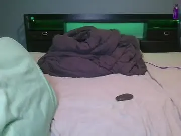 Chaturbate Free Live Porn of blueyes_hung1