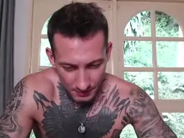 Chaturbate Best live sex cam show of victor_rhino