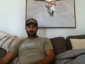 Chaturbate Adult Video Chat of bigcumcanada