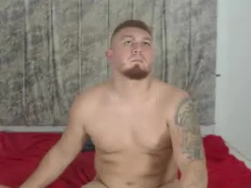 Chaturbate Live Sex Cam of velaand_edwar01