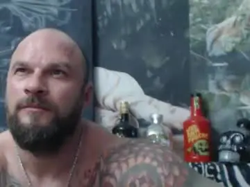 Chaturbate Nude Webcam of viking_me
