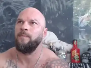 Chaturbate Live Sex of viking_me