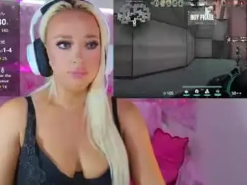 Chaturbate Live Sex Cam of yourblonde_doll