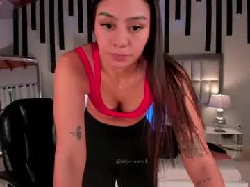 Chaturbate Live Sex Cam of allyjensen